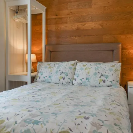 בית נופש Cherry Tree Tirril